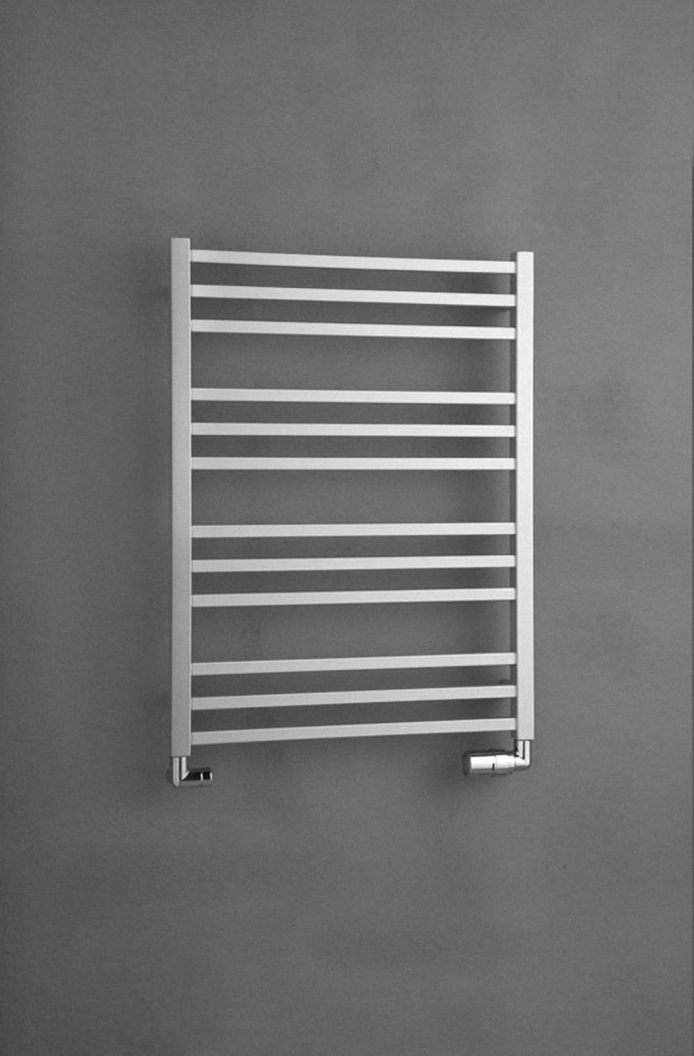 P.M.H. Avento badkamerverwarming decoratief 79x60 cm chroom AV2C