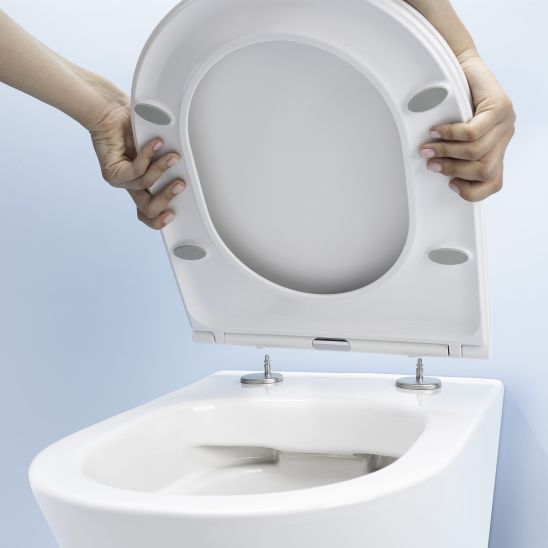 Set toiletpot Oltens Jog 42028000, toiletbril Oltens Jog 45102000