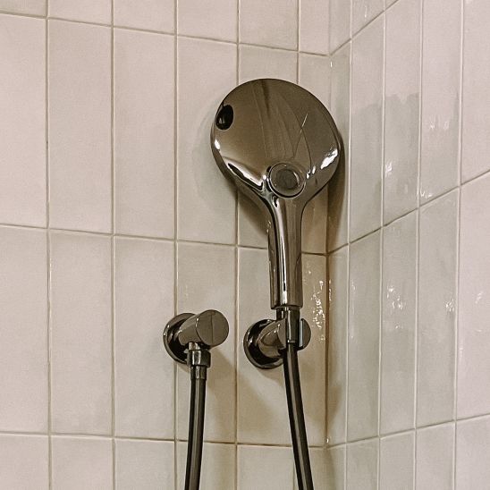 Set regendouche met arm Grohe Rainshower 26066A00, bad- en douchekraan Grohe Grohtherm SmartControl 29119A00, 26574A00, 27057A00, 27074A00, 28362A01