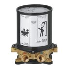 Set bad- en douchekraan Grohe Essence 23491001, vloermontage-element Grohe 45984001